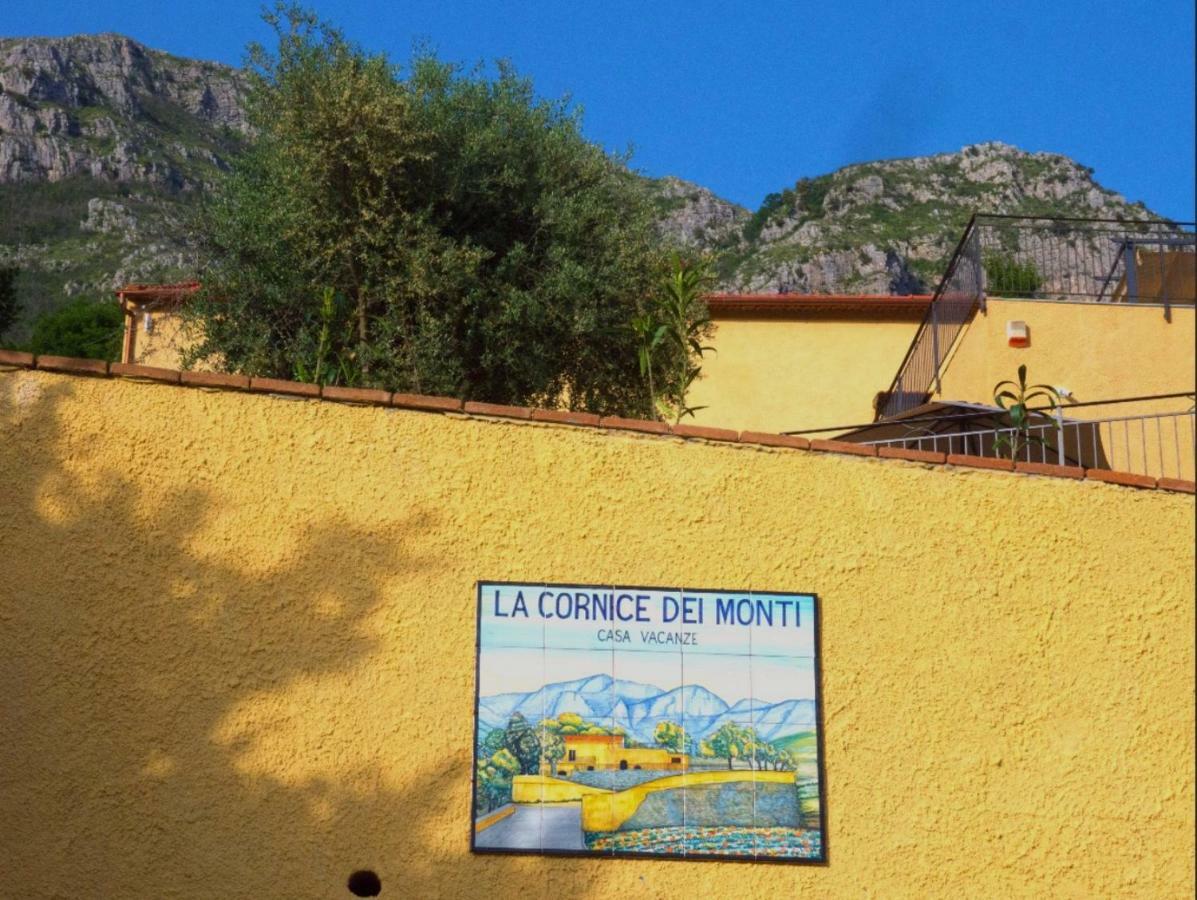 La Cornice Dei Monti Трамонти Екстериор снимка